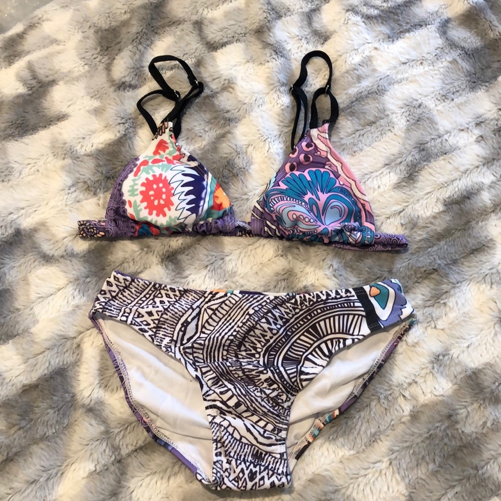 Swim suit